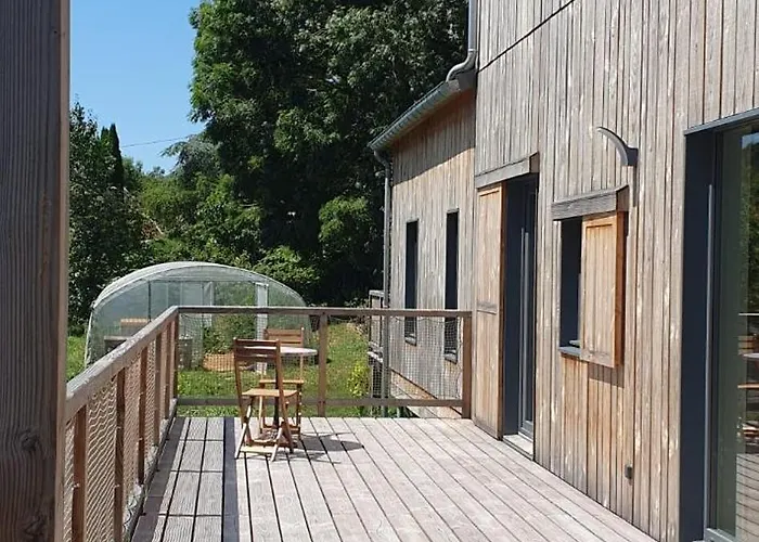 Dortoir De La Vallee 住宿加早餐酒店 *