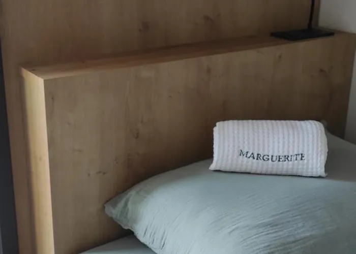 Dortoir De La Vallee 住宿加早餐酒店 Hamars